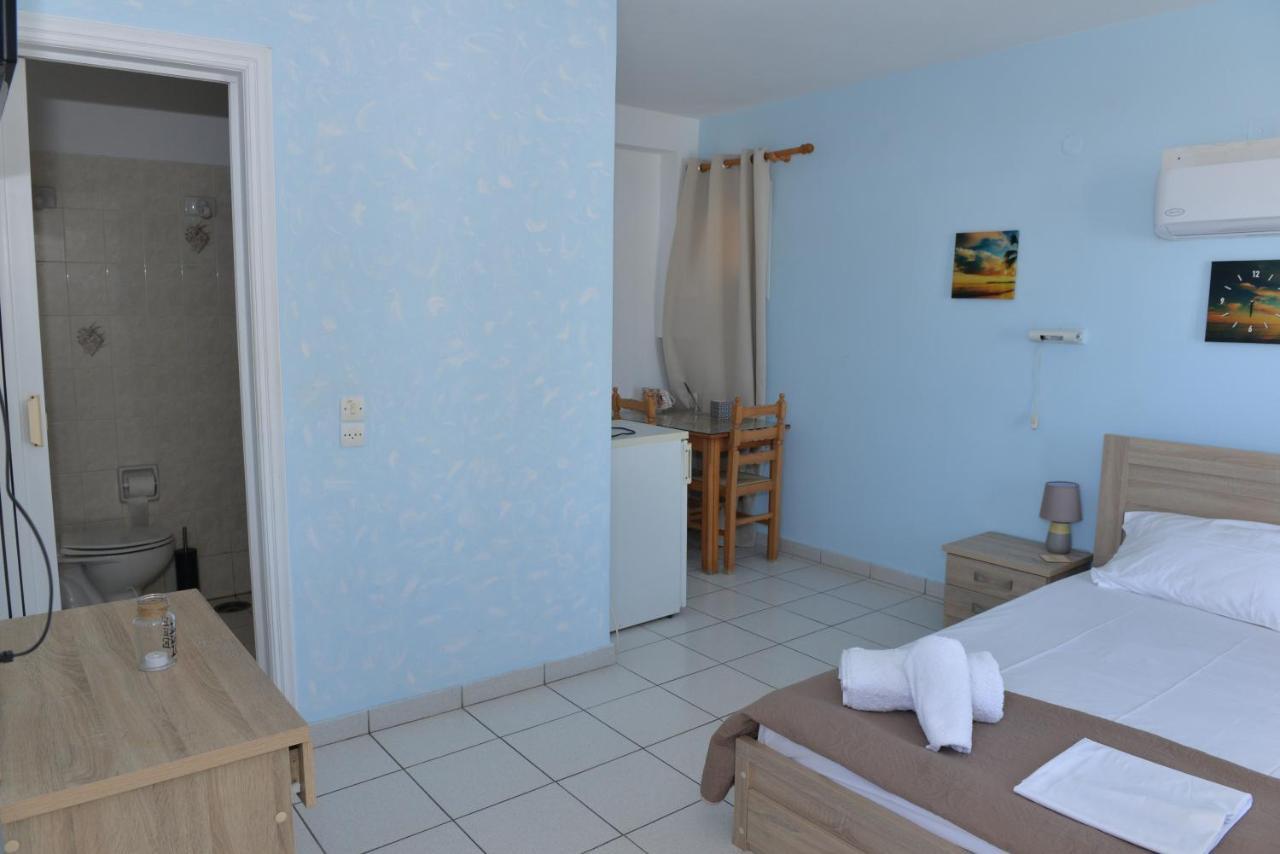 Blue Rooms Adamantas Exterior photo
